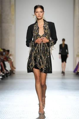Faretta Radic - Celia Kritharioti Couture Fall/Winter 2023 Fashion Show in Paris