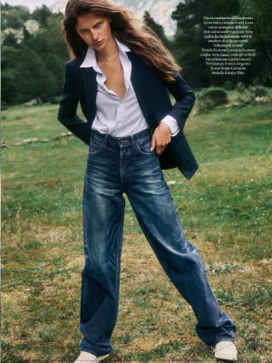 Faretta Radic for Elle Italia  by Xavi Gordo
