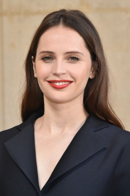 Felicity Jones – Christian Dior Show in Paris 01/21/2019