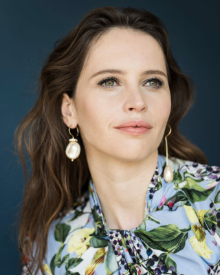 Felicity Jones – The New York Times December 2018