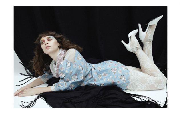 Felicity Jones – The Violet Book Issue 12 (2019)
