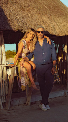 Flavia Alessandra - Caras Magazine