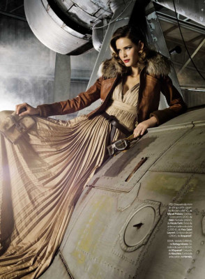Flavia de Oliveira pic #190205