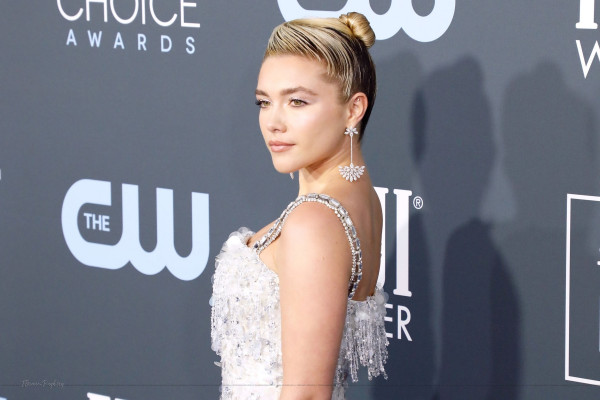 Florence Pugh - 25th Critics&#039; Choice Awards in Santa Monica Airport 01/12/2020