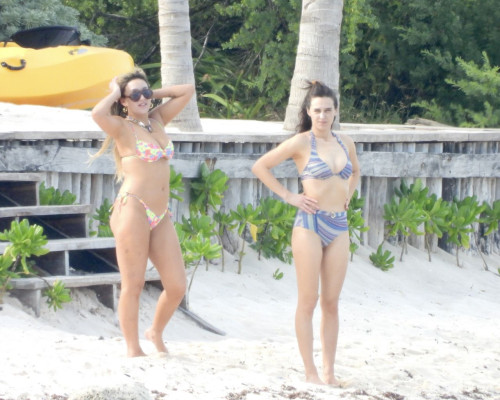Bikini Mix