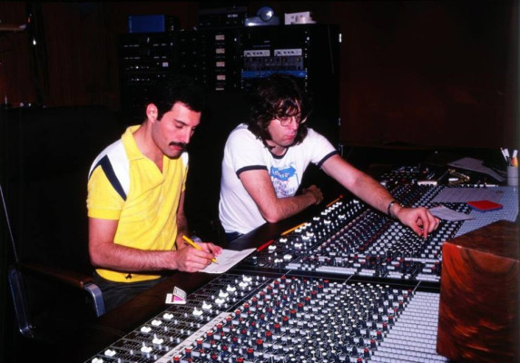 photo 24 in Freddie Mercury gallery [id747652] 2014-07-11 00:00:00