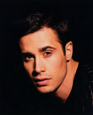photo 3 in Freddie Prinze Jr. gallery [id225833] 2009-12-23 00:00:00