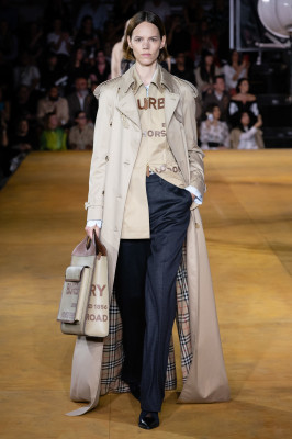 Freja Beha Erichsen - Burberry Spring/Summer 2020 Fashion Show in London 