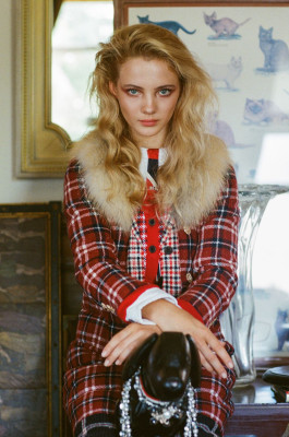 Freya Allan – Photoshoot for Schön! Magazine #37 November 201