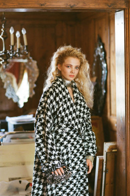 Freya Allan – Photoshoot for Schön! Magazine #37 November 201
