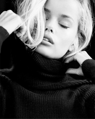 Frida Aasen by David Lipman