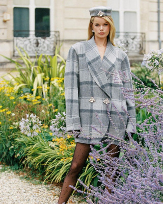 Frida Aasen for NANA JACQUELINE