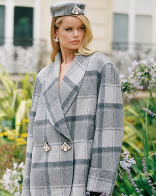 Frida Aasen for NANA JACQUELINE