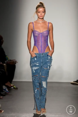 Frida Aasen – Runway at Laquan Smith Show S/S 2019