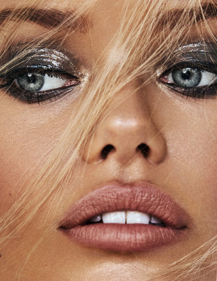 Frida Aasen ~ Elle Slovenia 4/2018 by CALEB &amp;amp; GLADYS