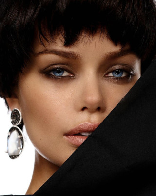 Frida Aasen by Bryce Thompson for Modeliste Magazine // March 2021