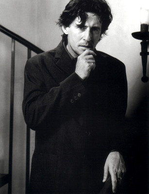 Gabriel Byrne pic #214517