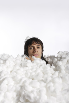 photo 4 in Gael Garcia Bernal gallery [id659292] 2013-08-29 00:00:00