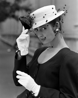 Gail Elliot ~ Oscar de la Renta Spring 1988 by Thomas Lannaccone