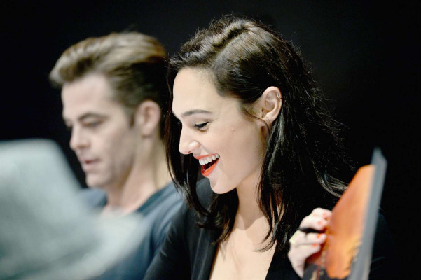 Gal Gadot pic #901865