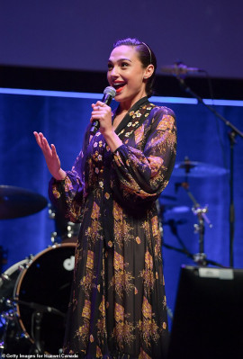 Gal Gadot pic #1159630