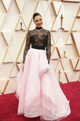 Gal Gadot - 92nd Annual Academy Awards in Los Angeles (Arrival) // 09.02.2020