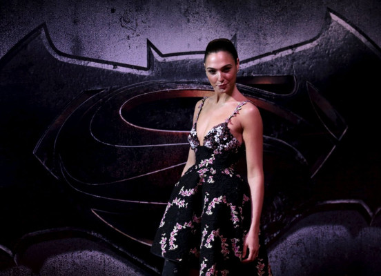Gal Gadot pic #875426