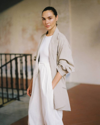 Gal Gadot (November 2021)