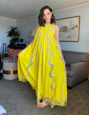 Gal Gadot - 34-th Kids&#039; Choice Awards in Santa-Monica, California | 03.13.2021