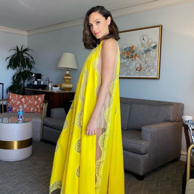 Gal Gadot - 34-th Kids&#039; Choice Awards in Santa-Monica, California | 03.13.2021