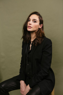 Gal Gadot – New York Times Photoshoot, 2017