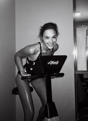 Gal Gadot - GQ America (December 2017)