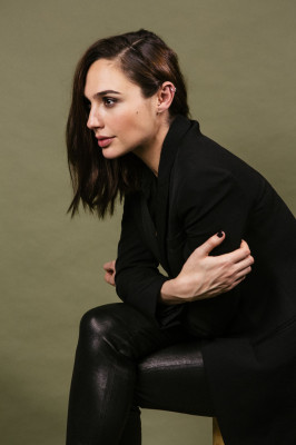 Gal Gadot – New York Times Photoshoot, 2017