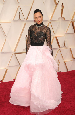 Gal Gadot - 92nd Annual Academy Awards in Los Angeles (Arrival) // 09.02.2020