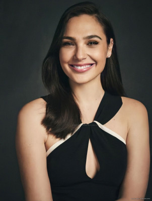 Gal Gadot for JOY | 2020