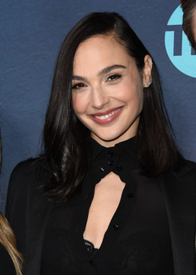 Gal Gadot – “I Am the Night” Premiere in Hollywood