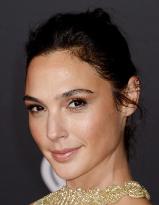 Gal Gadot pic #1013240