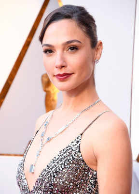 Gal Gadot – Oscars 2018 Red Carpet