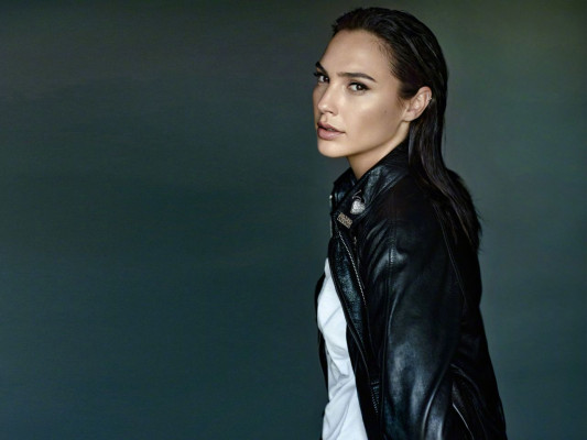Gal Gadot – Photoshoot 2017 for Grazia Magazine 2017