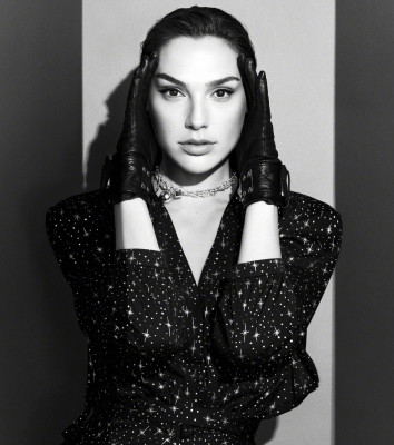 Gal Gadot – Photoshoot 2017 for Grazia Magazine 2017