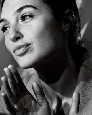 Gal Gadot pic #1093150