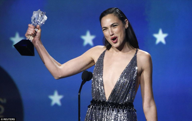 Gal Gadot pic #1030375