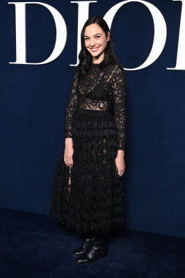 Gal Gadot - Christian Dior Fashion Show in Paris 02/28/2023