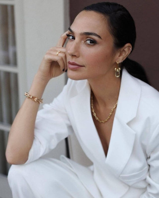 Gal Gadot for «Tiffany &amp; Co.» // 2020