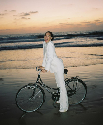 Gal Gadot by Dudi Hasson for Vanity Fair \\ November 2020