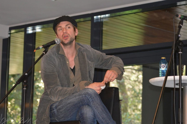 Gale Harold pic #669441
