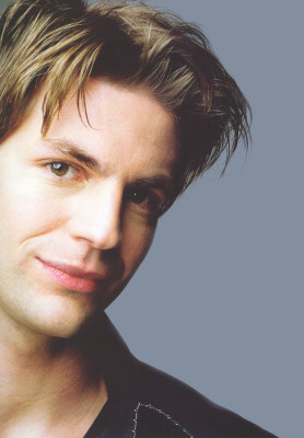 photo 3 in Gale Harold gallery [id672029] 2013-10-21 00:00:00