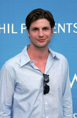 photo 7 in Gale Harold gallery [id681188] 2013-11-29 00:00:00
