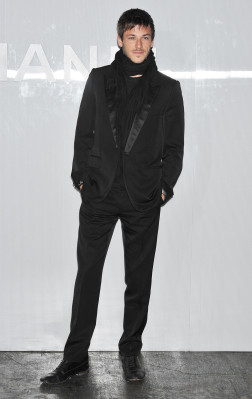 photo 19 in Gaspard Ulliel gallery [id493947] 2012-04-08 00:00:00