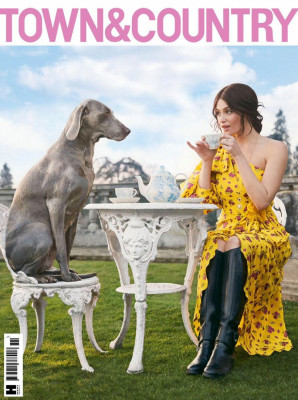 Gemma Arterton-Town &amp; Country // 2017